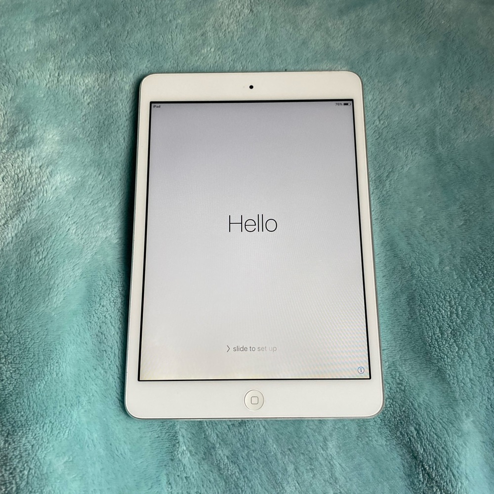 Apple iPad Mini in Space Grey Restarted